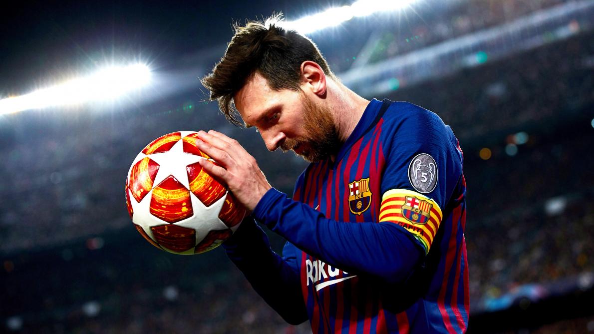 صورة 5 أندية عالمية “تتربص” بميسي.. “لاغازيتا” الإيطالية: “بإمكانه المغادرة مجانا”