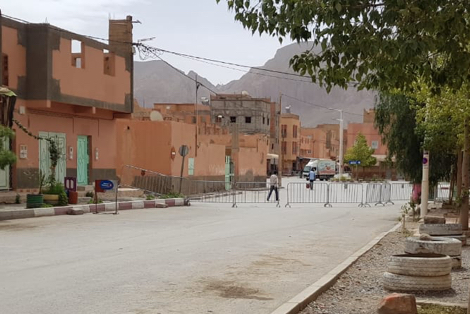 صورة إصابة 23 شخصا من عائلة واحدة بكورونا وتطويق مدينة الريش – اقليم ميدلت