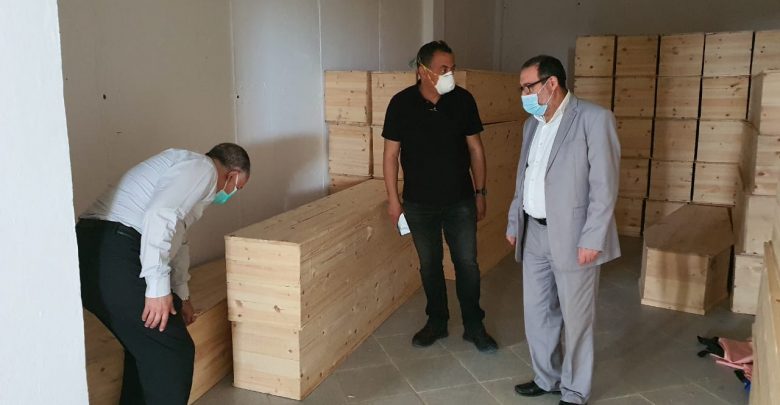 صورة طنجة : تجهيز 200 تابوت و 80 ثلاجة لموتى كورونا