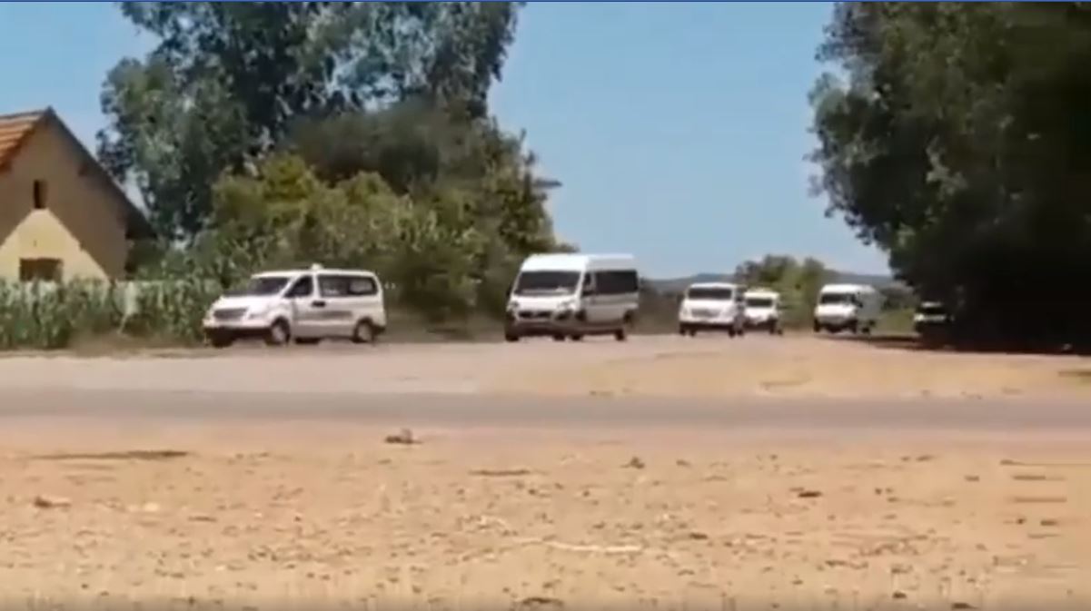 صورة فيديو لحظة توجه عشرات سيارات الإسعاف إلى لالة ميمونة لنقل المصابين بفيروس كورونا )