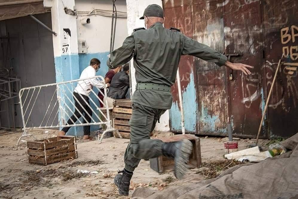 صورة عودة الحجر الصحي إغلاق الشواطئ والحمامات والقاعات الرياضية