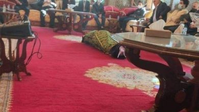 صورة اخر لحظات توديع الشاب ريحان إبن الدكتور التازي