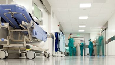 صورة وزارة الصحة تضع خطا هاتفيا للتبليغ على الكلينيكات للي تاتفرض على المواطن يعطي شيك ضمانة عاد ادخل يتعالج