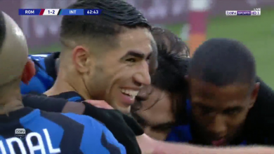 صورة هدف عالمي من حكيمي في مرمى روما