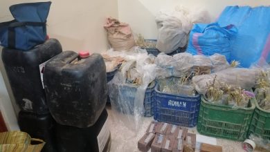 صورة الإطاحة بشبكة إجرامية متورطة في ترويج المخدرات والخمور ببيوكرى والمنطقة المحيطة